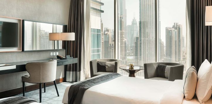 executive-twin-burj-view-room-1-2-2