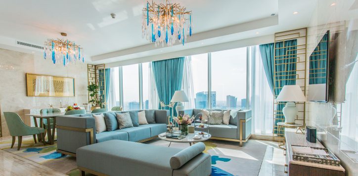 presidential-suite-living-dining-room-pullman-dubai-downtown-1